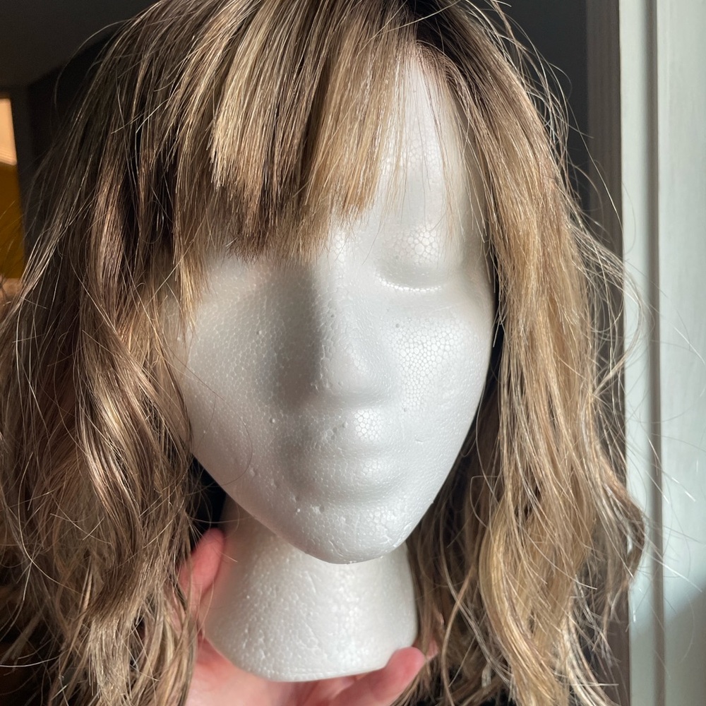 Envy Charlotte in Honey Breeze wig